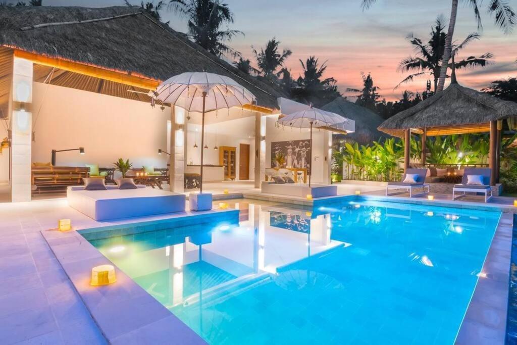 Villa Hidden Pearl, With Private Cook And Pool Karangasem Esterno foto